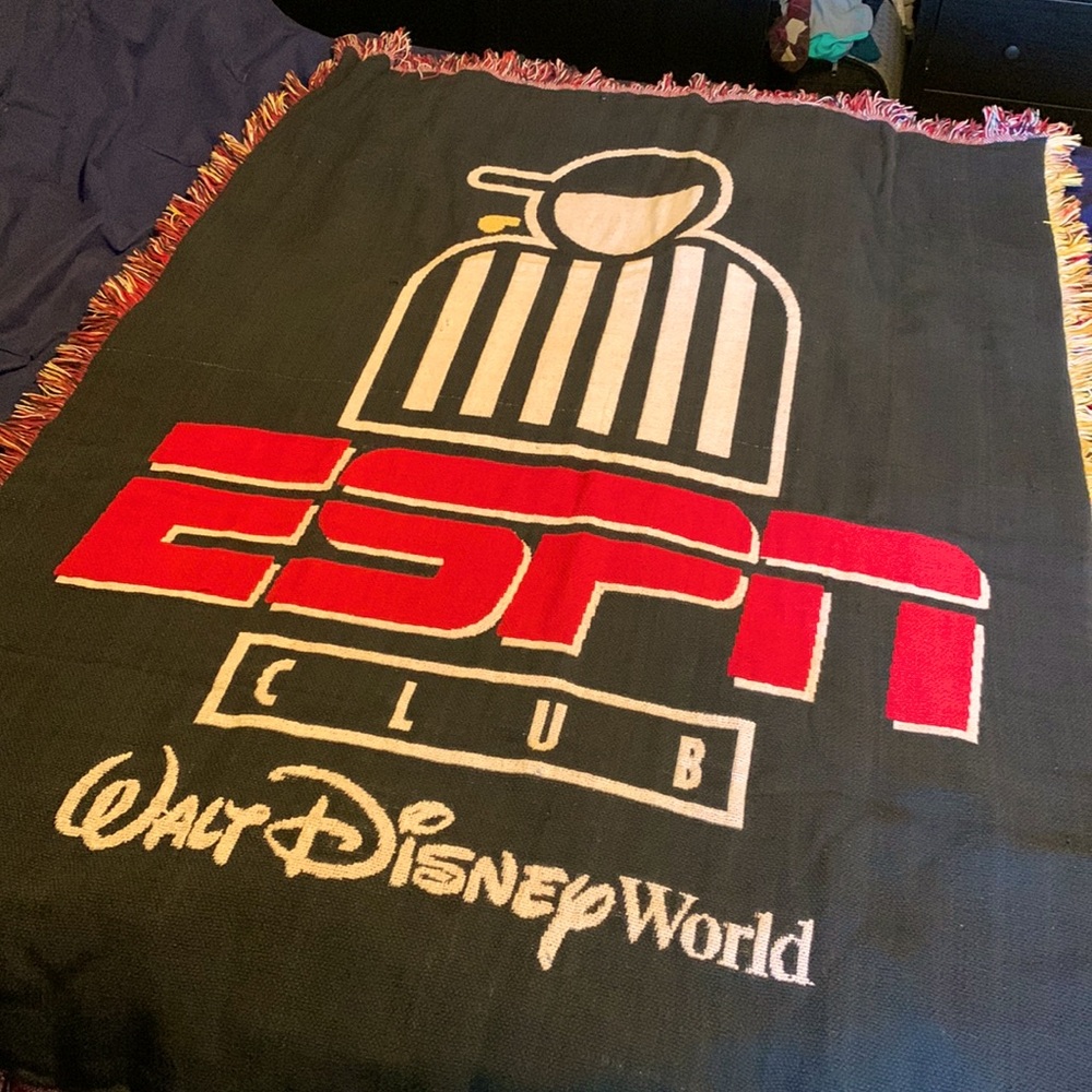 Vintage 90’s Disney ESPN Club throw blanket
